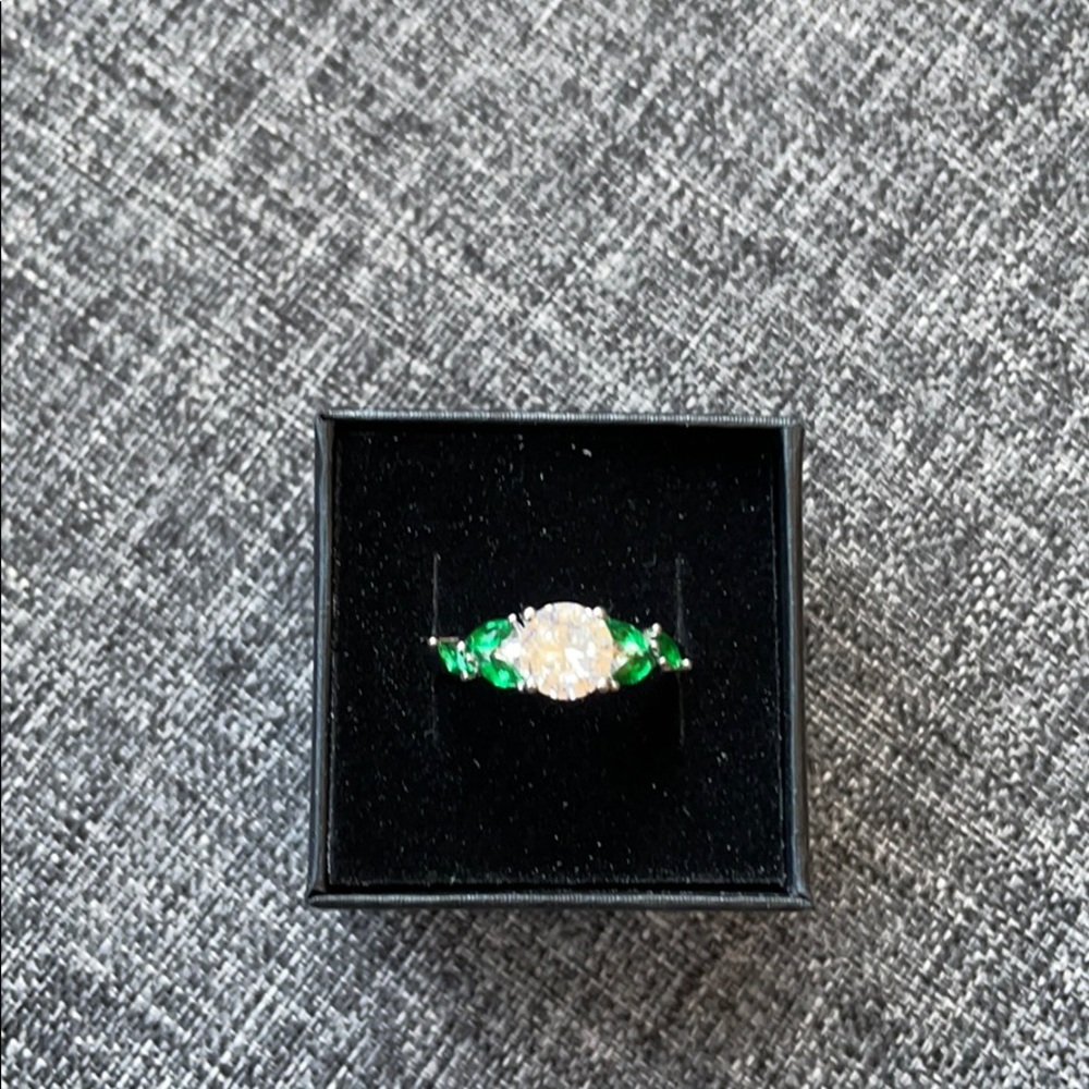 Silver ring ( Free Shipping)